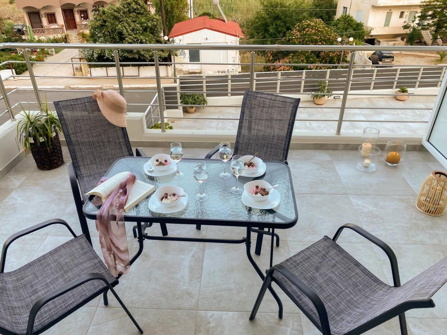 Maistro Suites With Pool, Matala 外观 照片