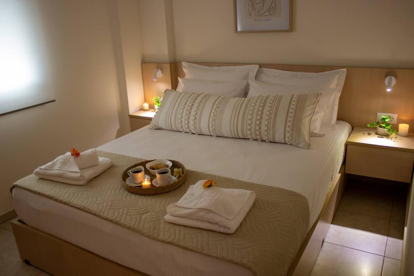 Maistro Suites With Pool, Matala 外观 照片