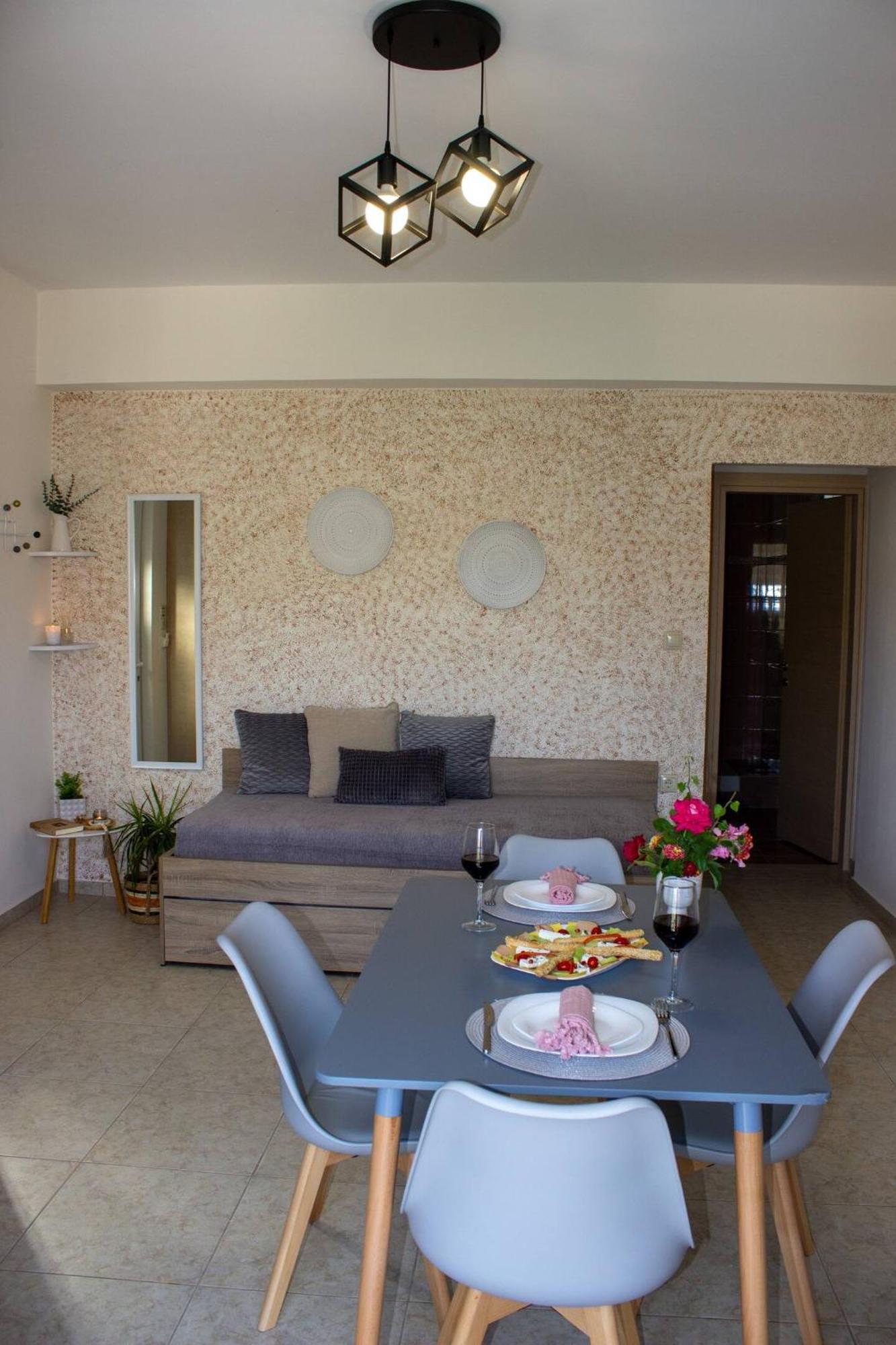 Maistro Suites With Pool, Matala 外观 照片