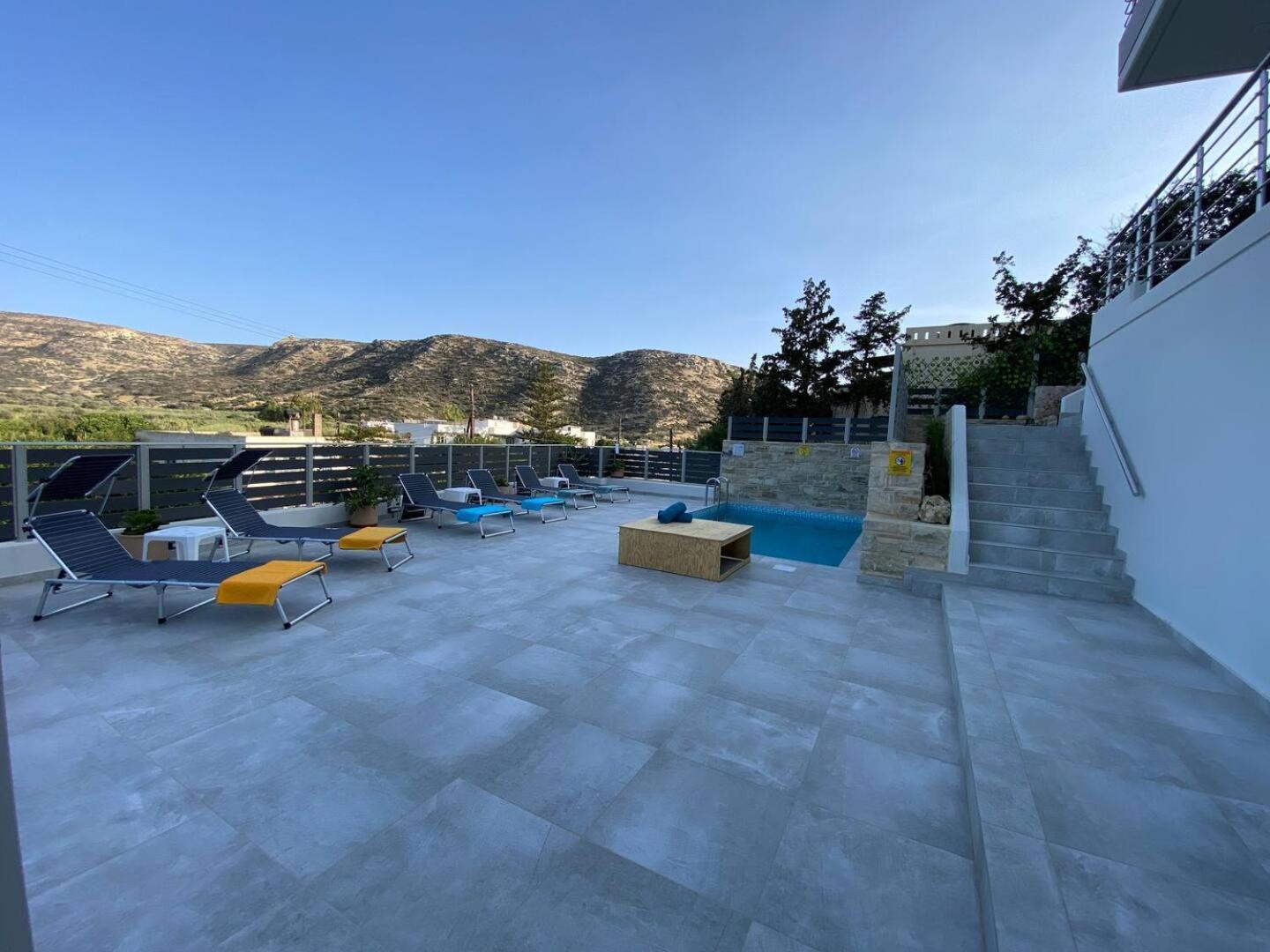Maistro Suites With Pool, Matala 外观 照片