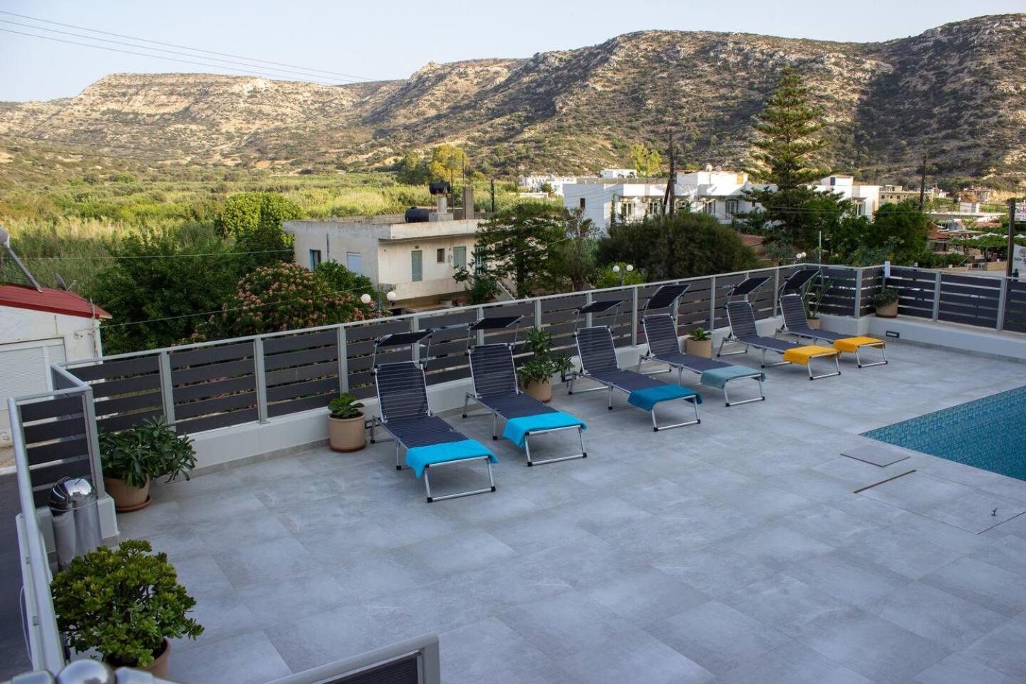 Maistro Suites With Pool, Matala 外观 照片
